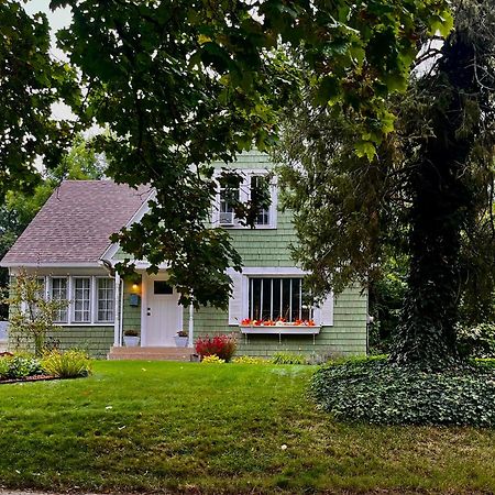 Cozy Cape Cod Vila Grand Rapids Exterior foto