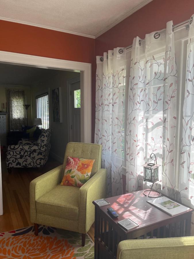 Cozy Cape Cod Vila Grand Rapids Exterior foto